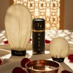 Le duo Nayïa réunit le gant visage et le gant corps en soie de mûrier