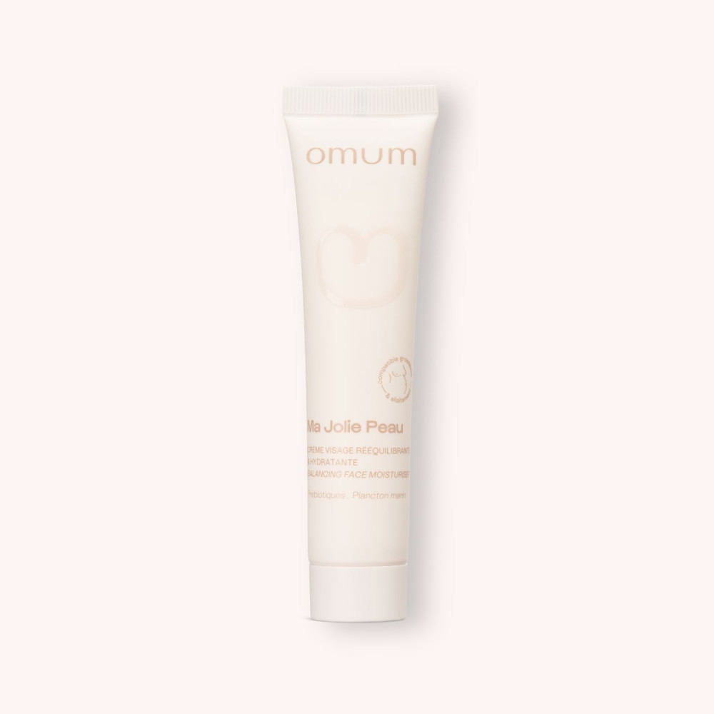 Une crème visage hydratante et rééquilibrante pour une peau saine, hydratée, unifiée. Enrichie en prébiotiques naturels, elle est idéale comme crème peau mixte, crème anti rougeur et crème anti bouton.